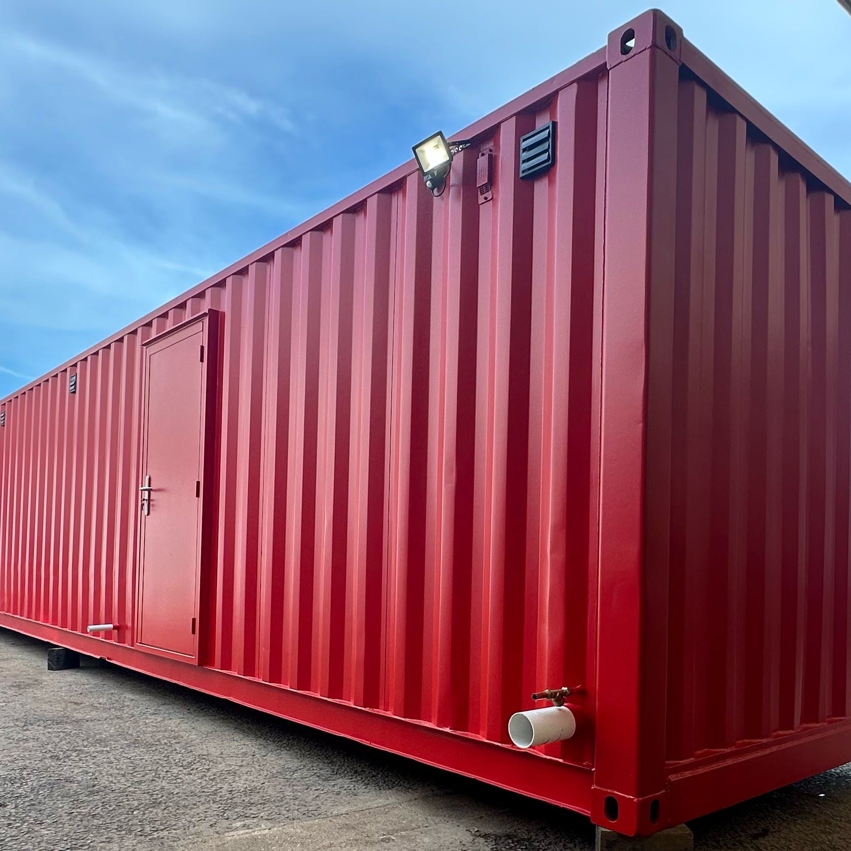 40x8ft | CUSTOM | Shipping Container Conversion | Mens / Ladies + Showers | Welfare | No 1476