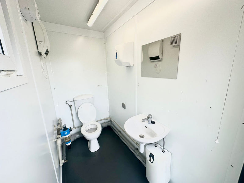 3+1 Toilet Block | 16 x 9 Ft Anti-Vandal | Portable Toilet Block | No 1232