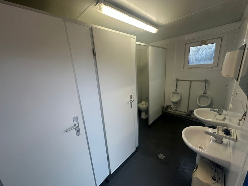 16 x 8 ft | 3 + 1 Toilet Block | Portable Building | Site Accommodation | Reduced | No 1233