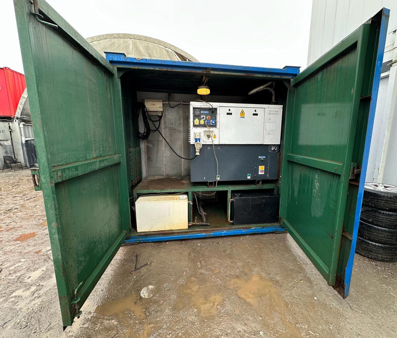 No 841 | 24x9Ft | Static Welfare | Combi Unit | Reduced | 12.5 KVA Generator