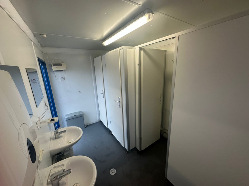 16 x 8 ft | 3 + 1 Toilet Block | Portable Building | Site Accommodation | Reduced | No 1233