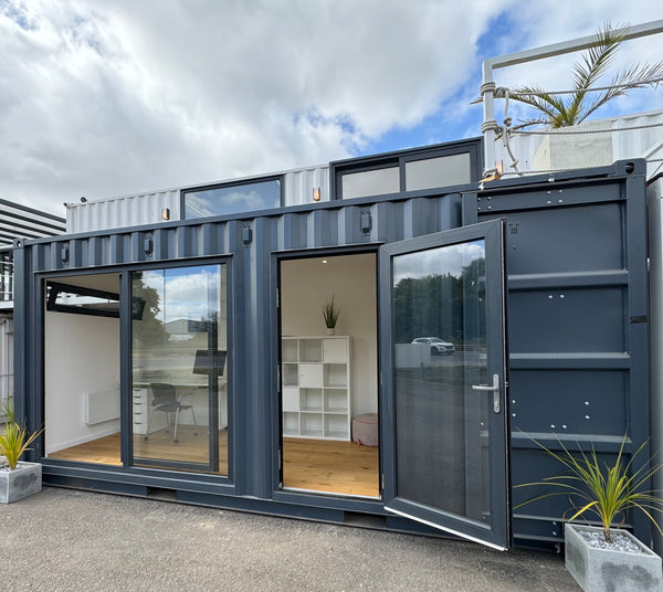 20x8ft CUSTOM SHIPPING CONTAINER CONVERSION | Portable Building | Garden Office | No 935