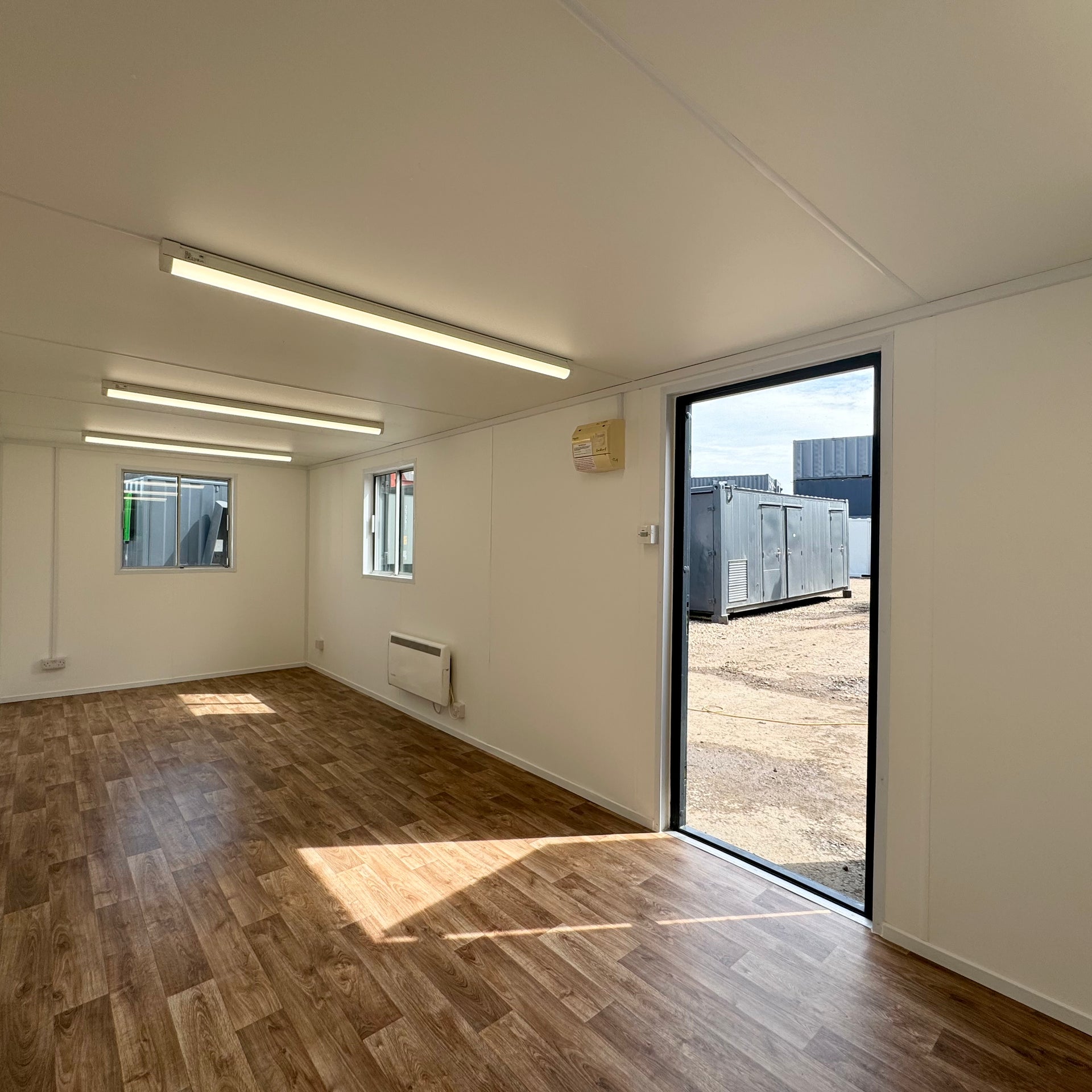 24x9 ft | Open Plan Office | Site Accommodation | Anti-Vandal Cabin | No 1214