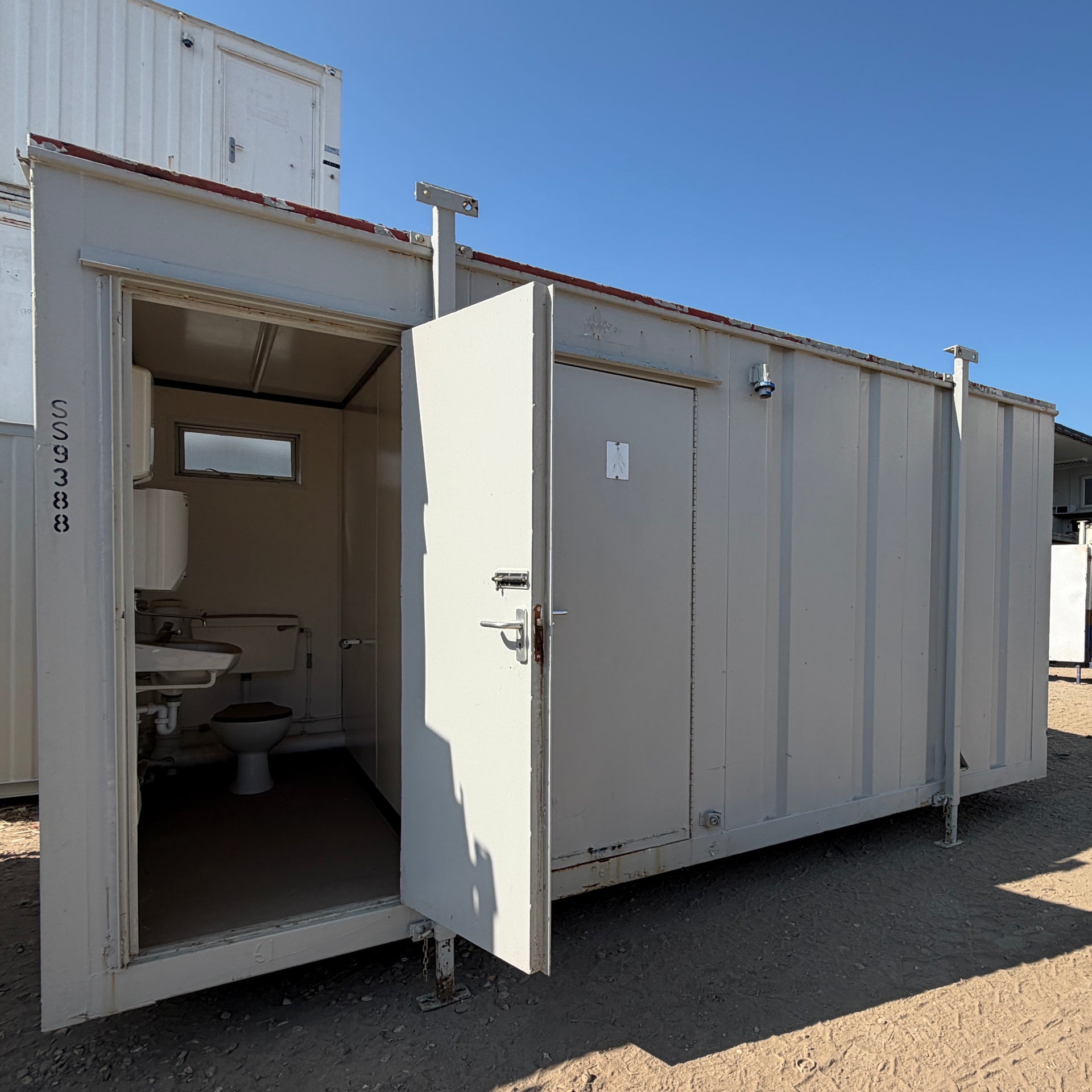 16x9ft — 3 + 1 Toilet Block — Portable Building — Site Accommodation — exterior view