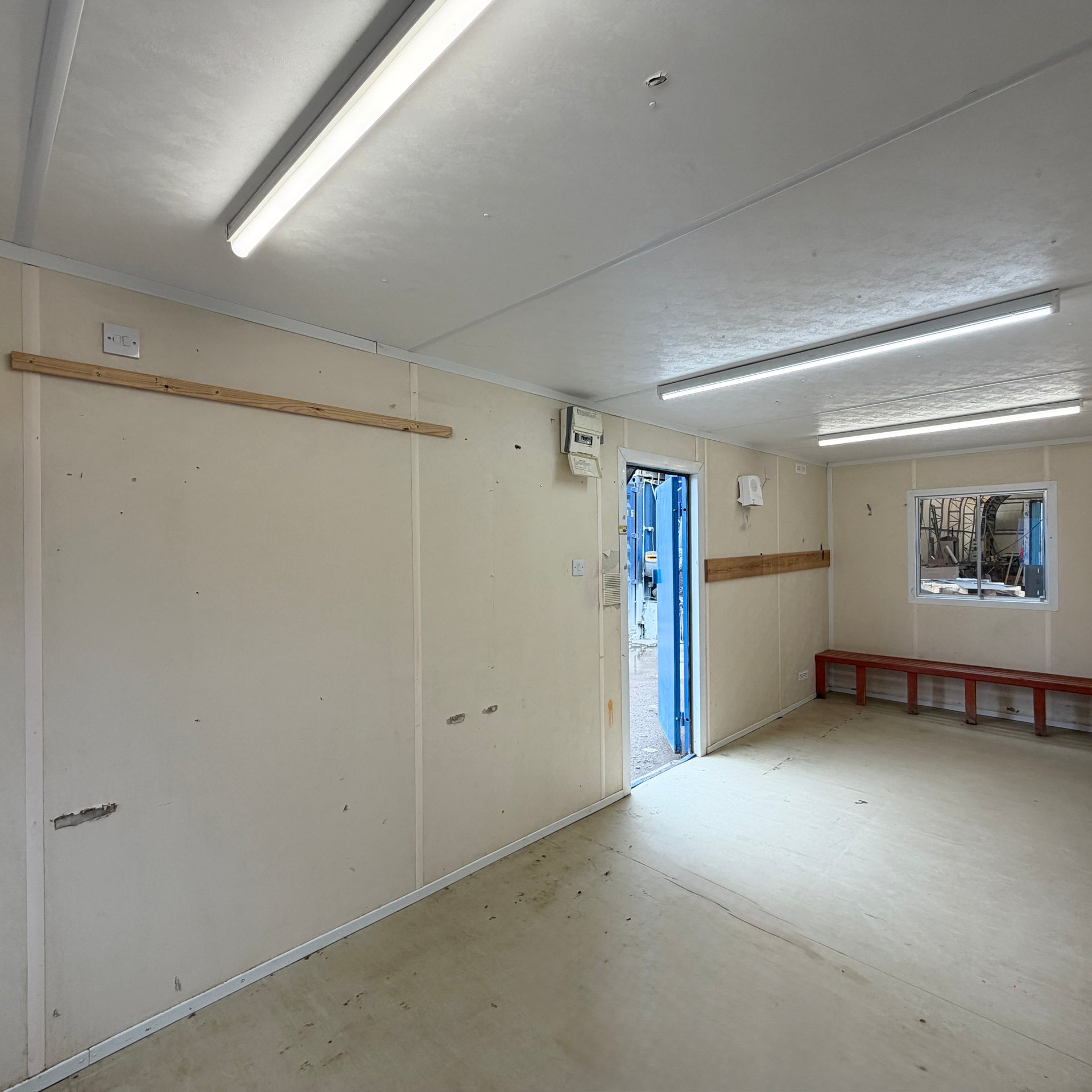 24x9ft | Drying Room | Building Site Accommodation | Portable Anti-Vandal | Reduced | No 1880