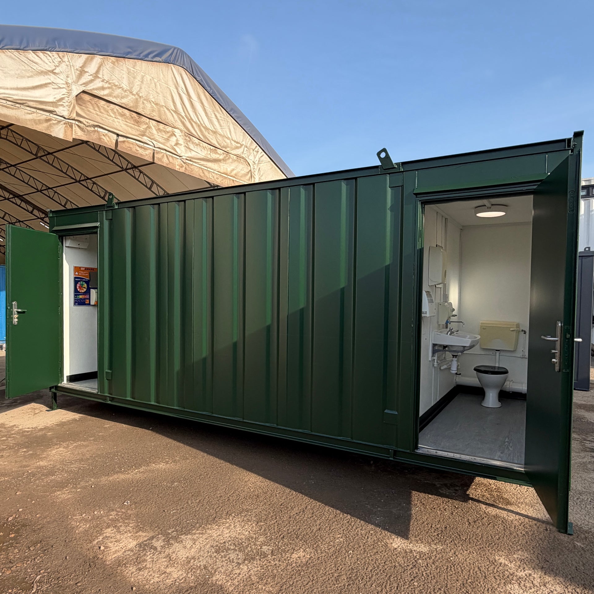 20x9ft | 4 + 1 Toilet Block | Portable Building | Site Accommodation | Reduced | No 1865