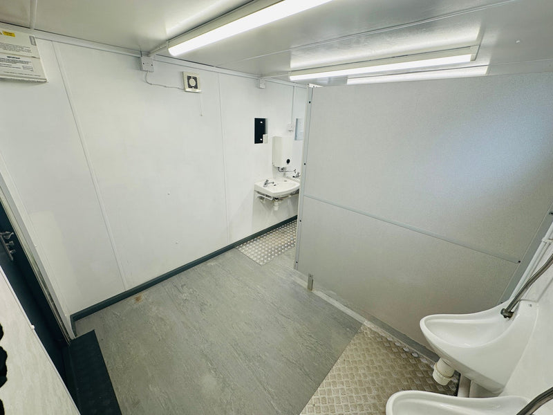 3+1 Toilet Block | 16 x 9 Ft | Anti-Vandal | Portable Toilet Block | No 1475