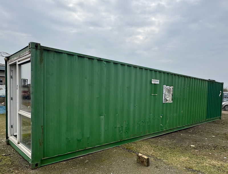 40 Ft Converted Shipping Container | With Kitchenette | Reduced | No D1