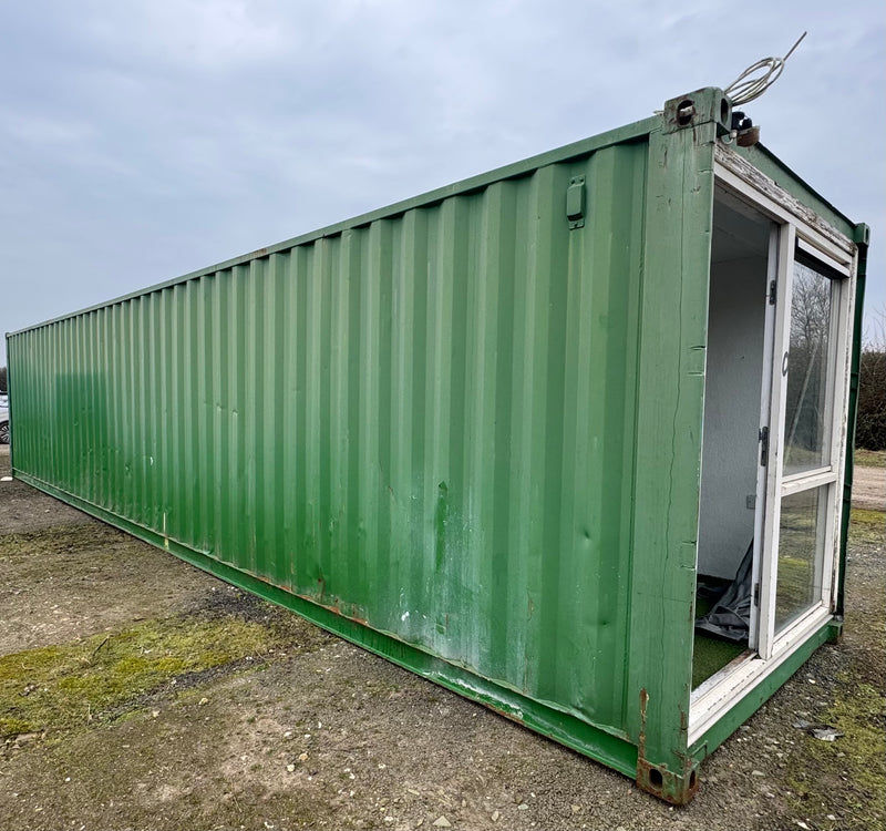 40 Ft Converted Shipping Container | With Kitchenette | Reduced | No D1