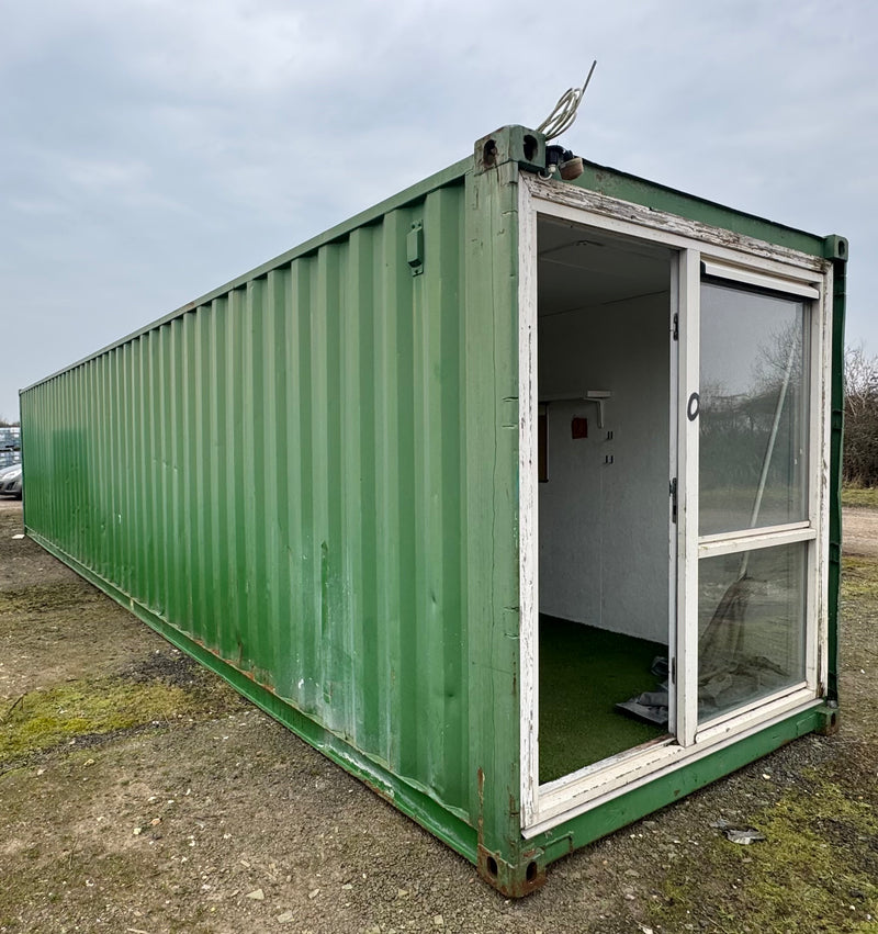 40 Ft Converted Shipping Container | With Kitchenette | Reduced | No D1