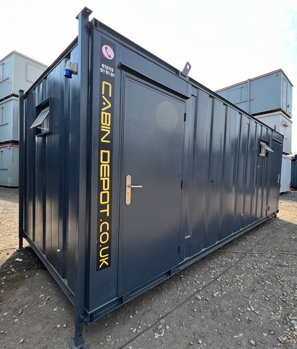21x9 Ft Portable Toilet Block | 4 +1 | Container Toilets | 21x9 ft WC | No 901