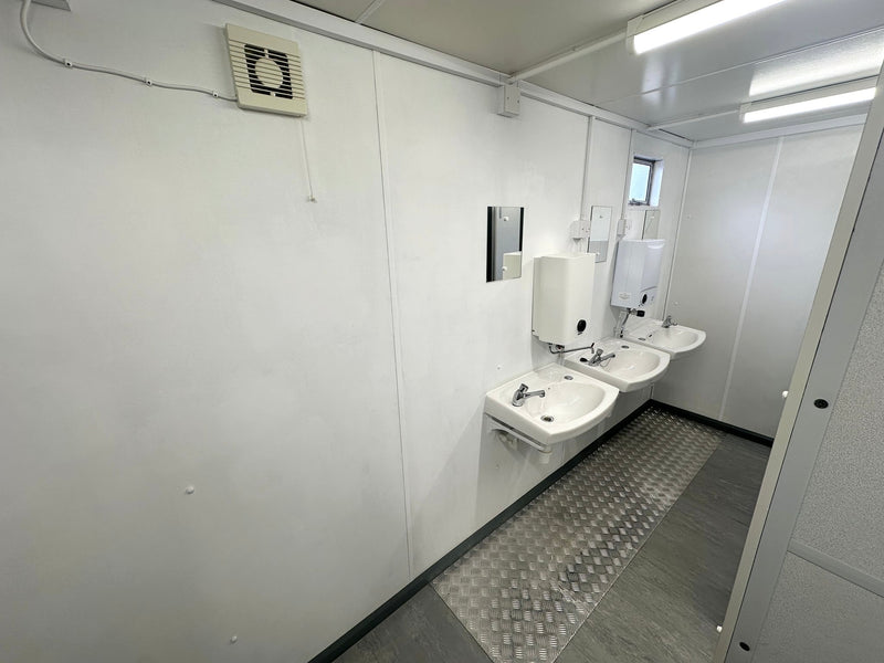 3+1 Toilet Block | 16 x 9 Ft | Anti-Vandal | Portable Toilet Block | No 1475
