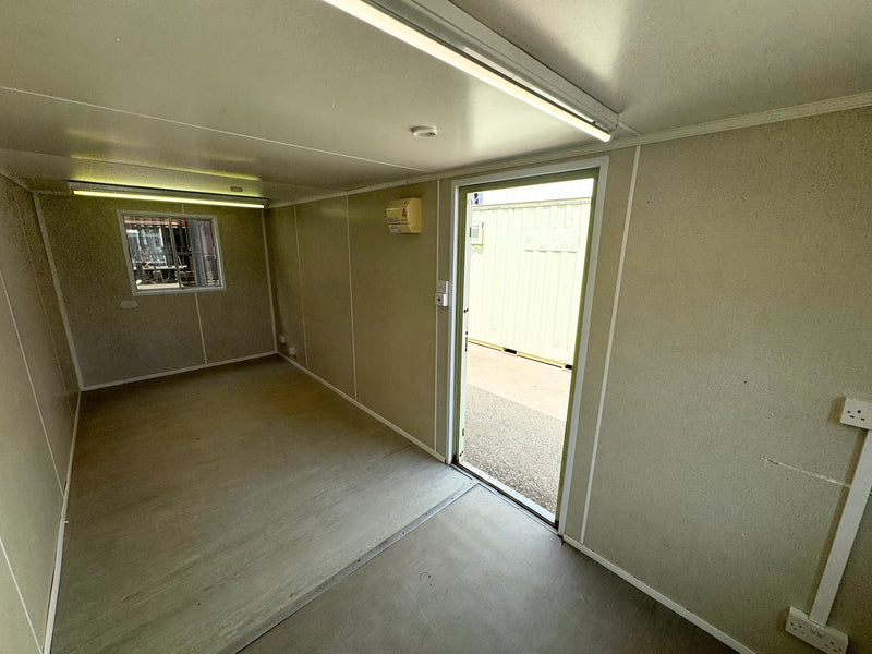 21x8ft | Canteen / Office | Building Site Accommodation | Portable Anti-Vandal | Reduced | No 1512