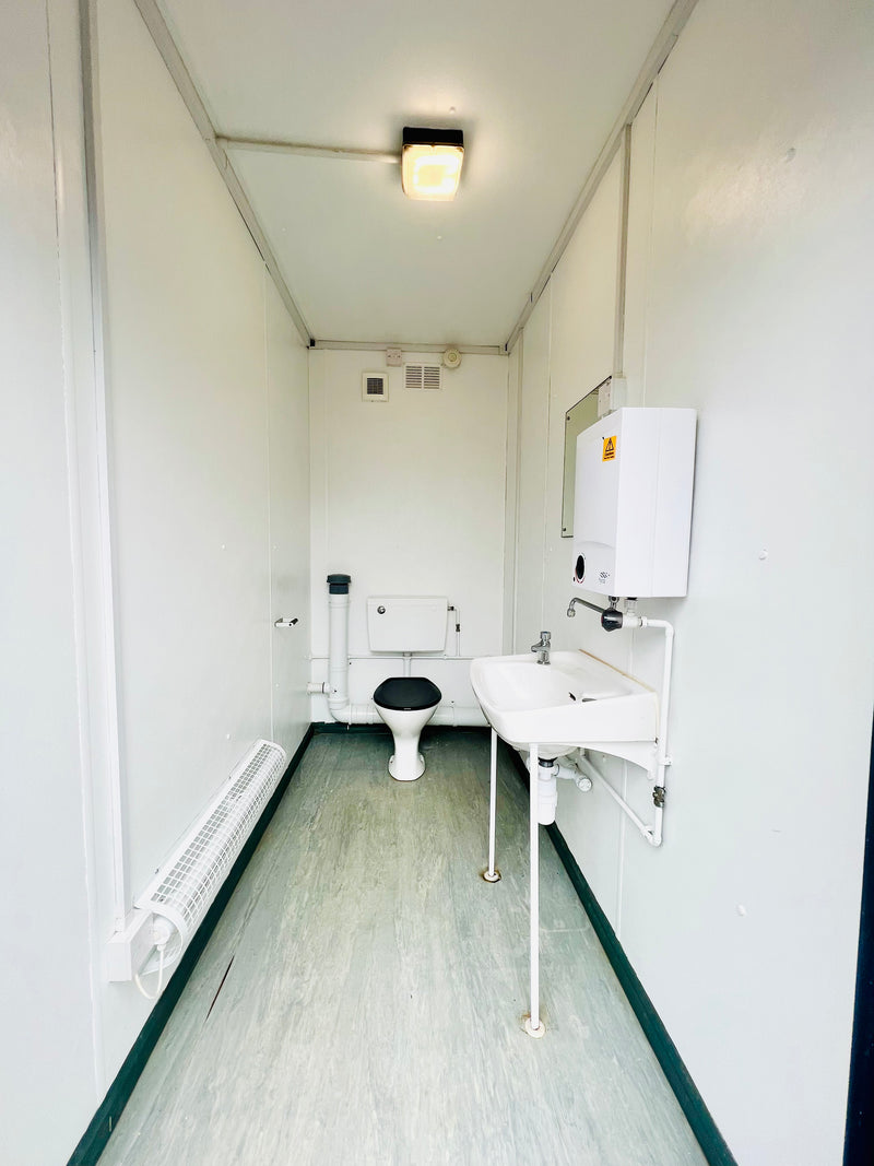 Portable Toilet Block 5+1 | 24 x 9 ft Anti-Vandal | Container Toilet WC | No 738