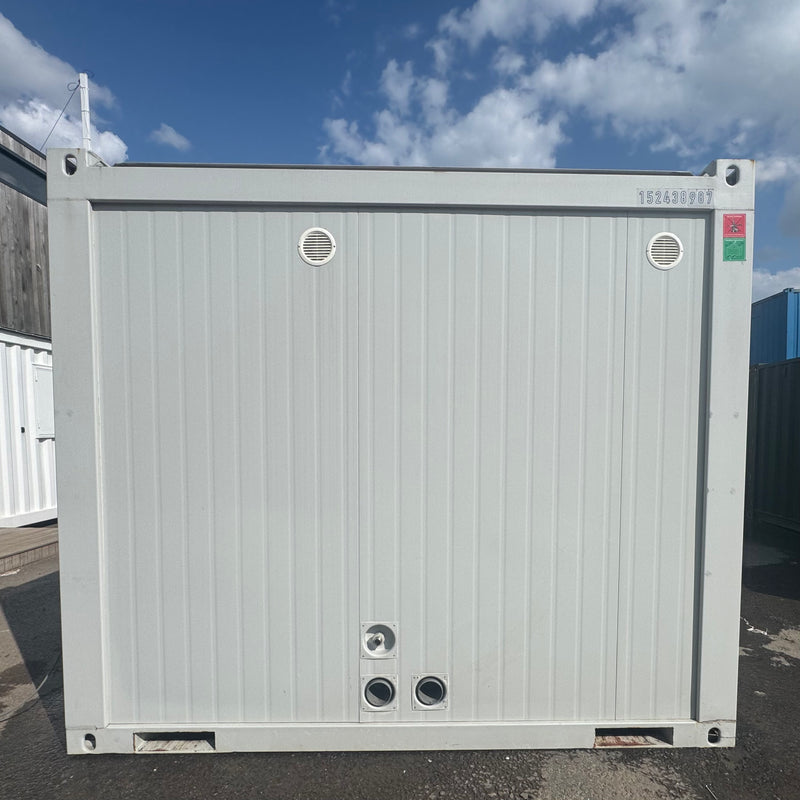 4 Bay Toilet Block | 4 WC's | 10x8 Ft | NEW Portable Toilet Block 4 Toilets, 4 Basins | Grey | No 795 LG