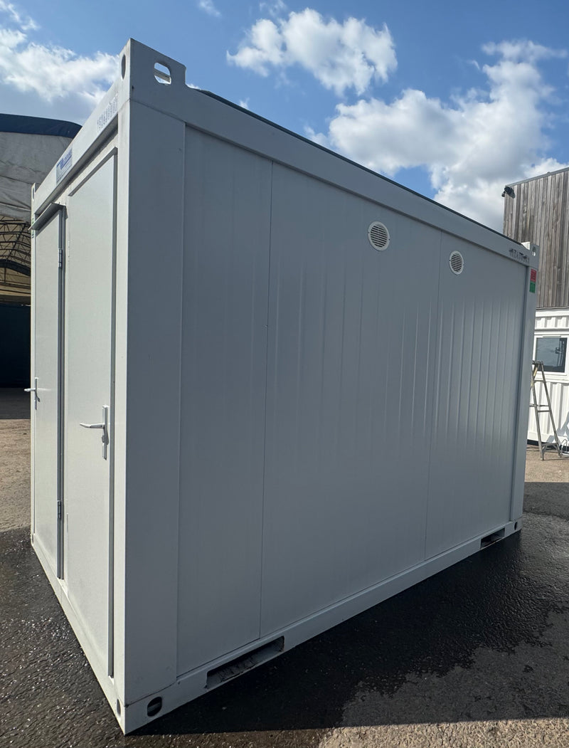 4 Bay Toilet Block | 4 WC's | 10x8 Ft | NEW Portable Toilet Block 4 Toilets, 4 Basins | Grey | No 795 LG