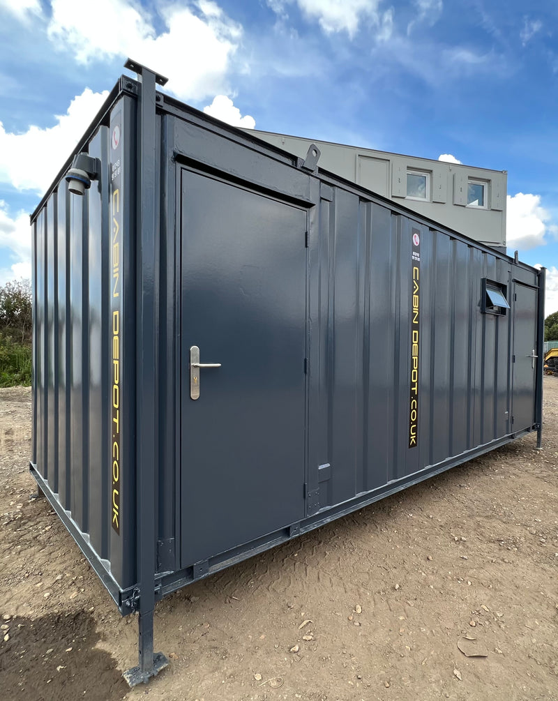 Portable Toilet Block 4+1 | 20 x9 ft | Portable Toilet Facility | Anti-vandal | No 890