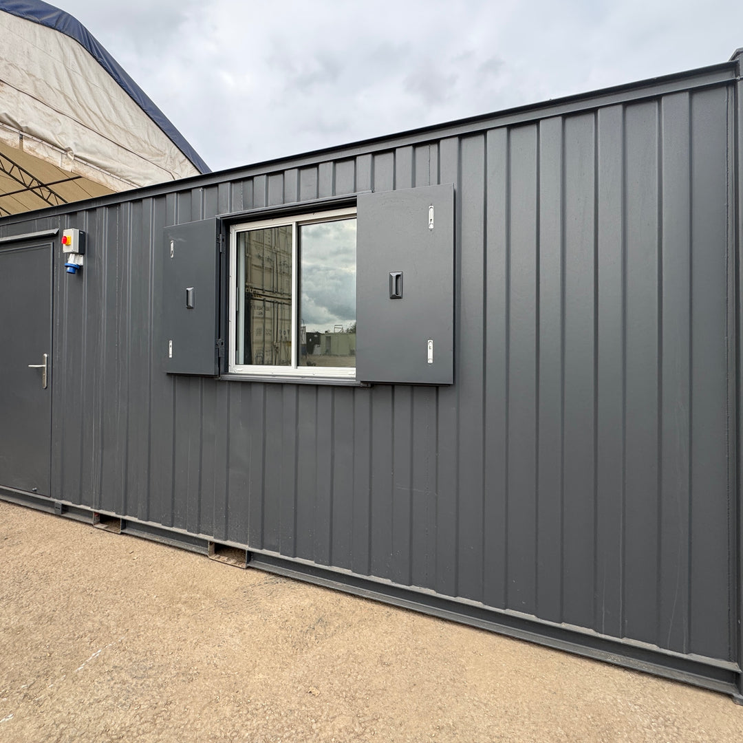 21x8ft | Office/Canteen | Cabin / Container | Portable Building | No 1018