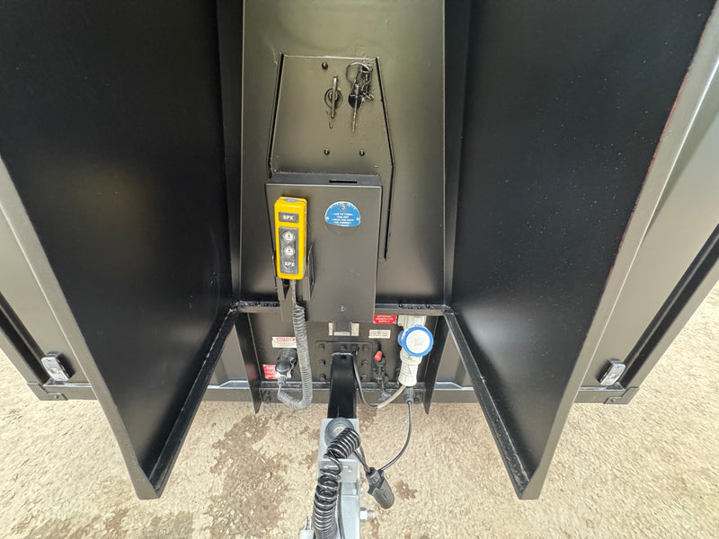 Groundhog Towable Mobile Welfare | Towable Toilet & Canteen | Self Contained | No 1556