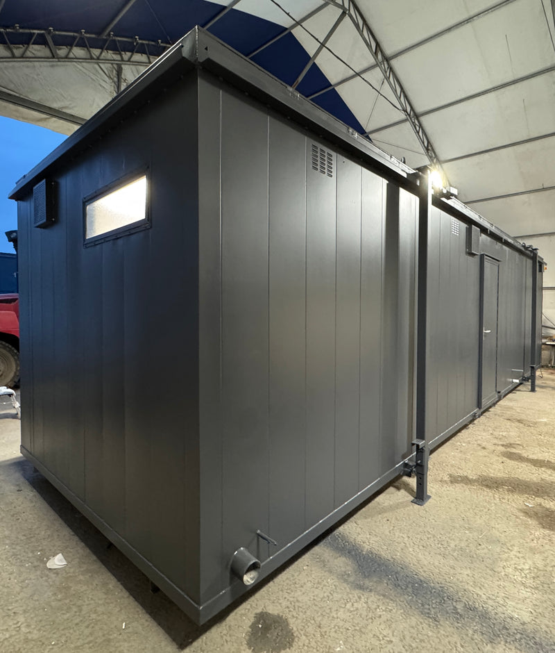 32 x 10ft | Anti Vandal Cabin | 2+1 Toilet + Twin Shower Room | Changing Room | 50/50 Split | No 1561