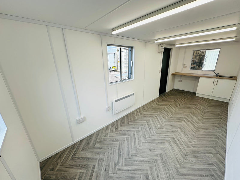 21x8ft | Office/Canteen | Cabin / Container | Portable Building | No 1018