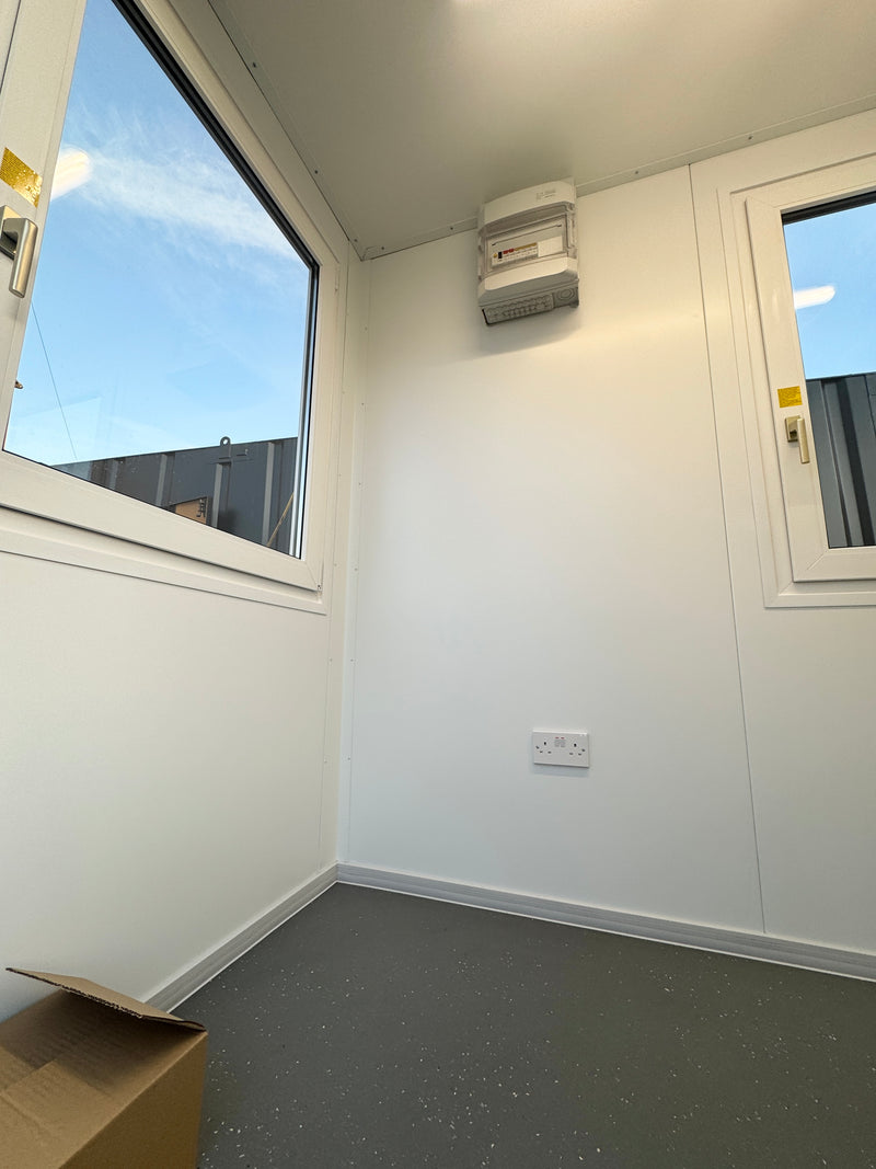 2.4x1.4M | Kiosk | Gate House | Office | Open Plan | Security Hut | Portable Building | No 798