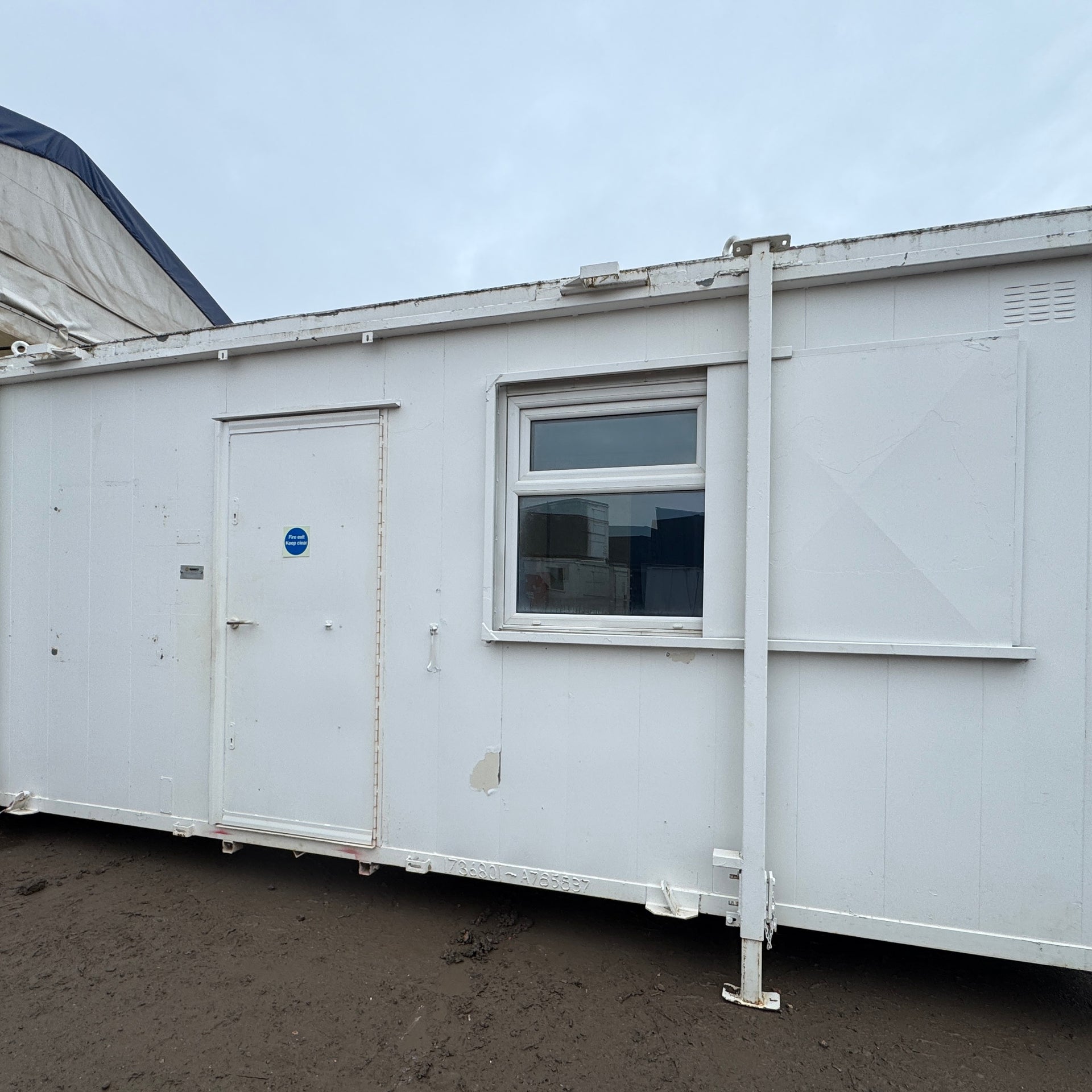 24x9ft | Open Plan Office | Building Site Accommodation | Portable Anti-Vandal | Reduced | No 1616