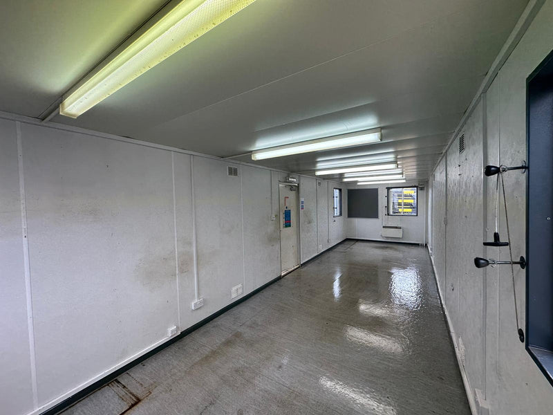 32ft | Open Plan Canteen / Office | Portable Anti-Vandal Building | No 1162