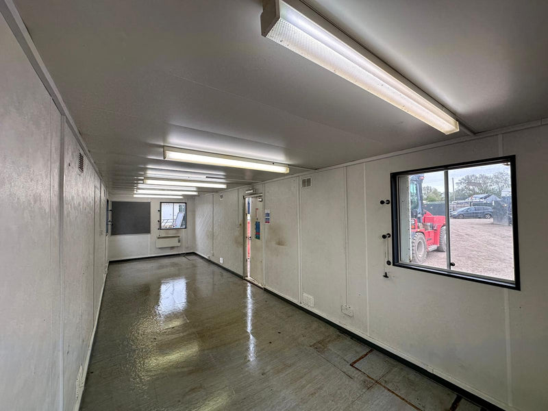 32ft | Open Plan Canteen / Office | Portable Anti-Vandal Building | No 1162