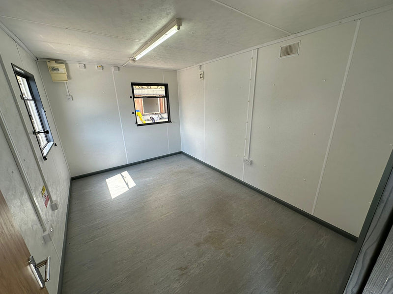 32x10ft | Canteen / Office | 2 Rooms with Kitchen Space | Portable Anti-Vandal Building | Site Accommodation | Reduced | No 1479