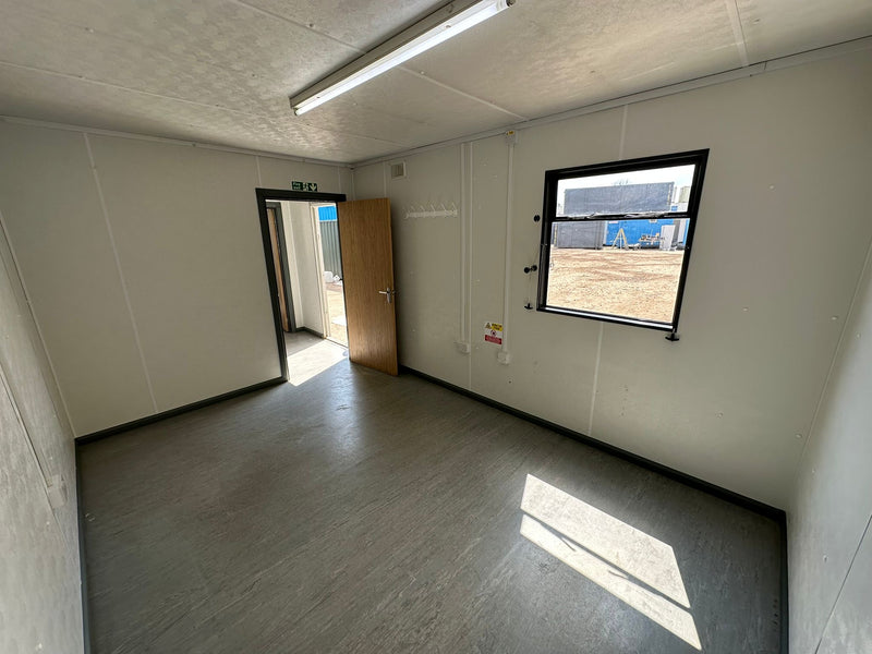32x10ft | Canteen / Office | 2 Rooms with Kitchen Space | Portable Anti-Vandal Building | Site Accommodation | Reduced | No 1479