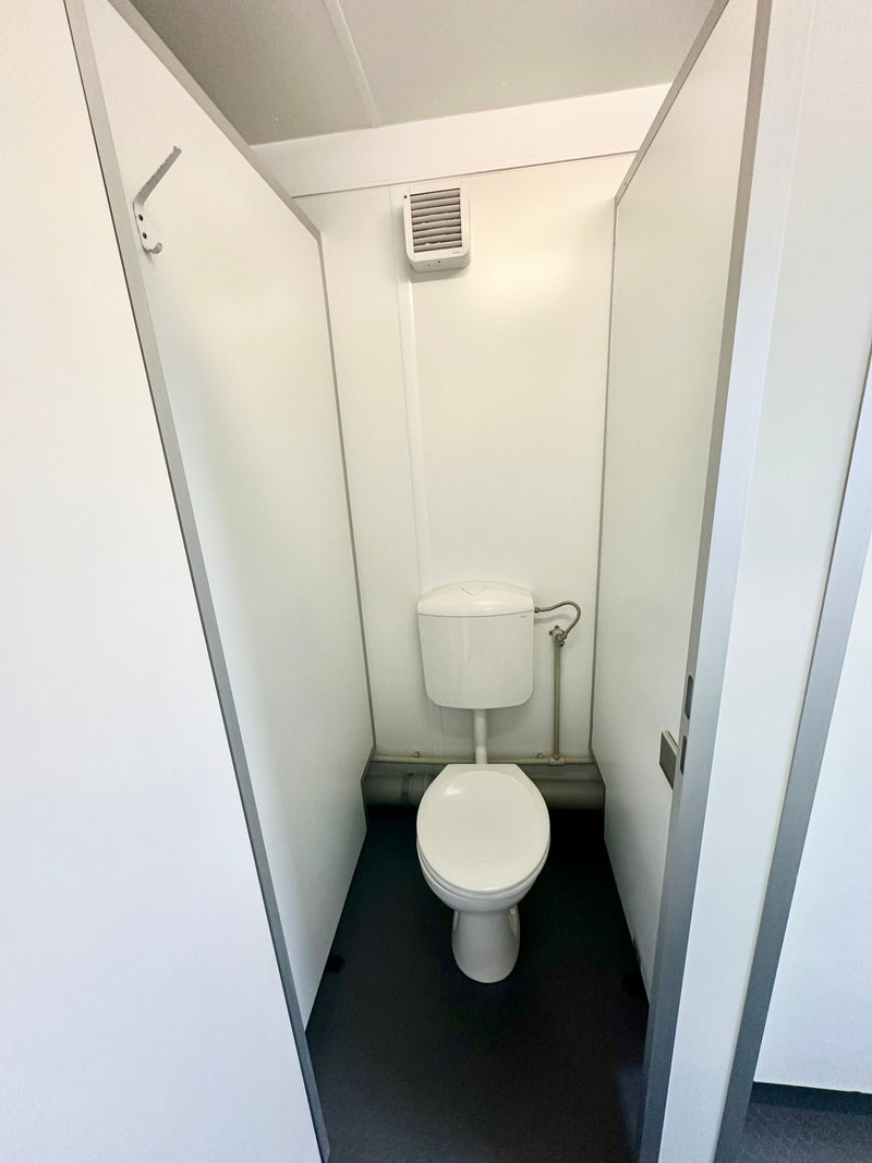 3+1 Toilet Block | 16 x 9 Ft Anti-Vandal | Portable Toilet Block | No 1232