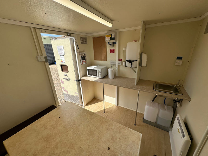 Groundhog Eco Towable Mobile Welfare | Towable Toilet & Canteen | Self Contained | Part refurbished | Reduced | No 1538
