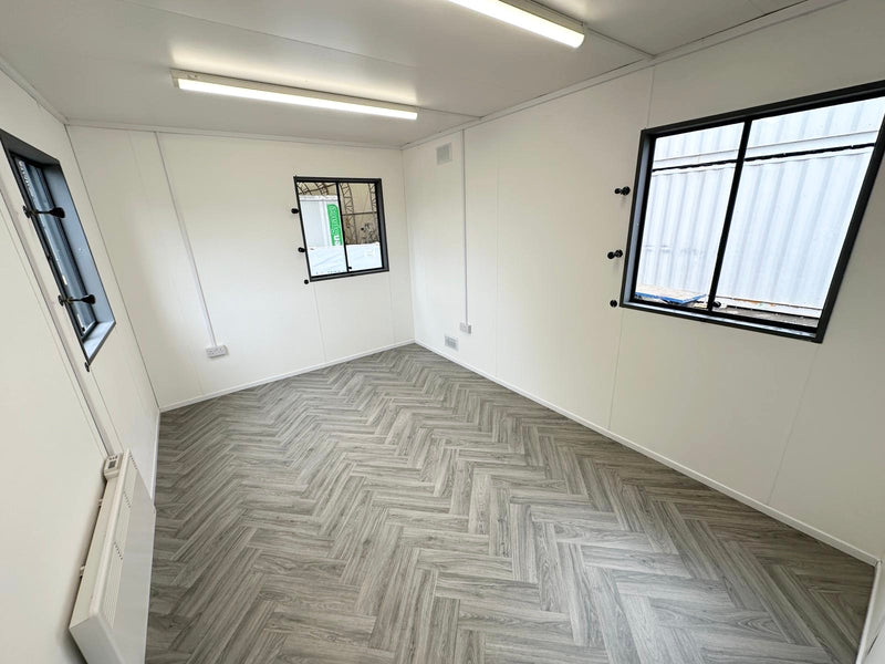 32x10Ft | Canteen / Office Cabin With Store Room | 50/50 Split | No 1477