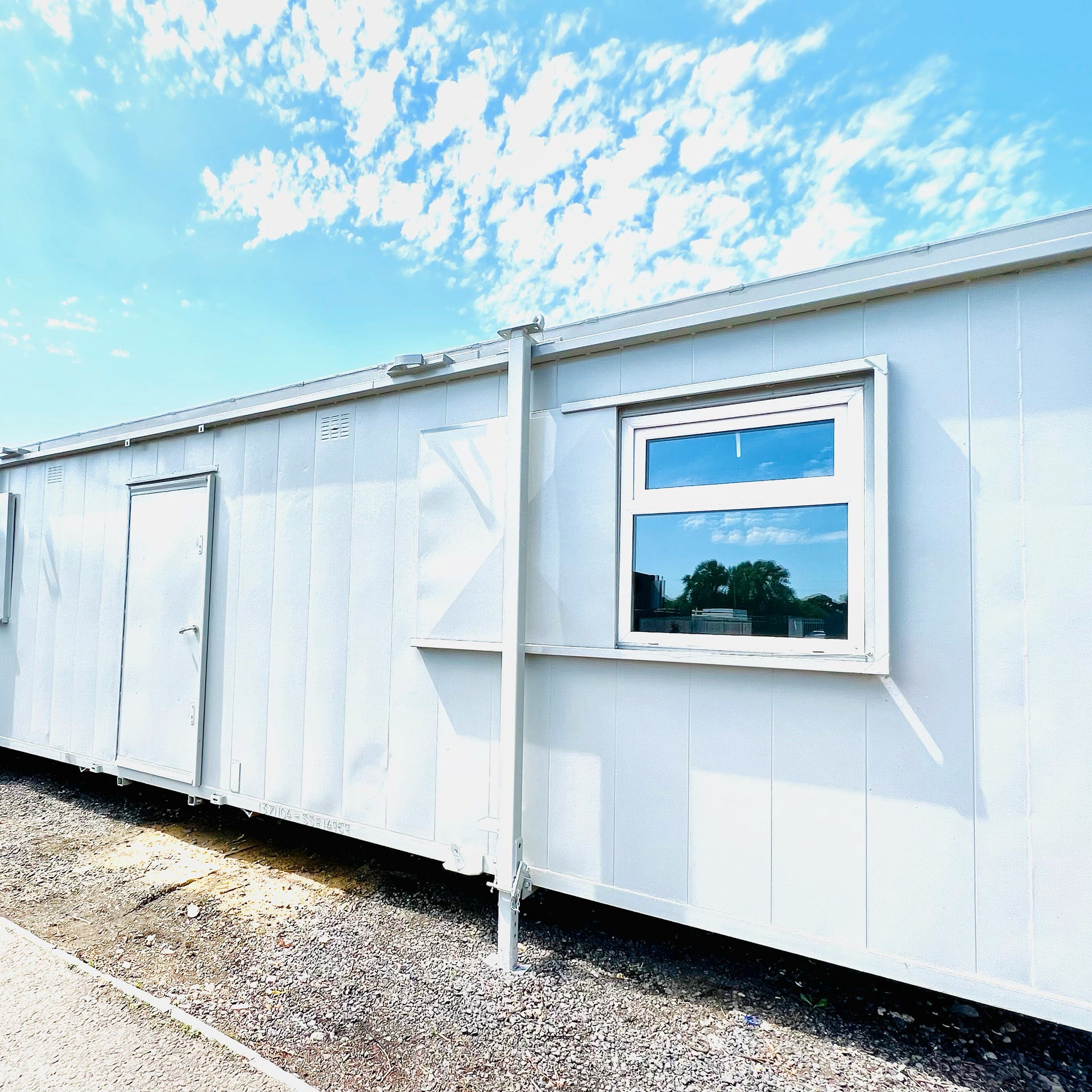 No 638 | 32x10ft Unit | Site Canteen / Office With Kitchenette | Portable Anti-Vandal Building