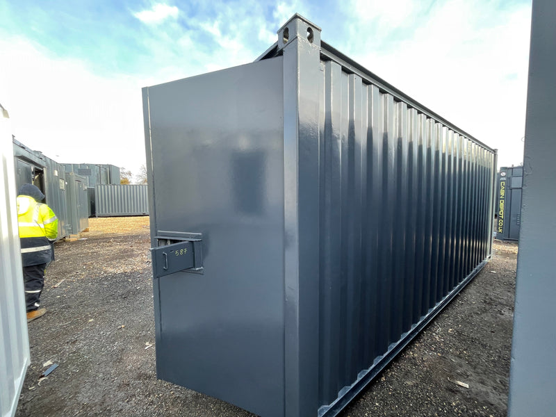 No 753 | 21x8 ft | Steel Secure Store | Shipping Container